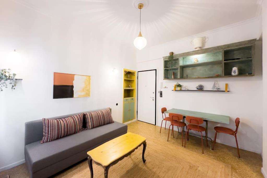 Apartment Vintage Next To Acropolis