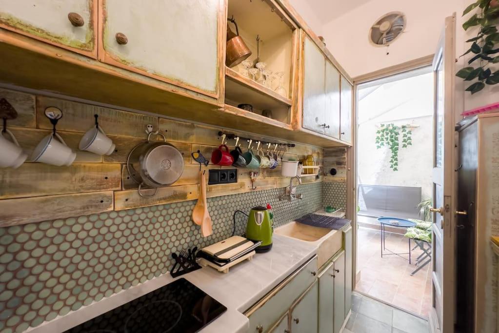 Apartment Vintage Next To Acropolis